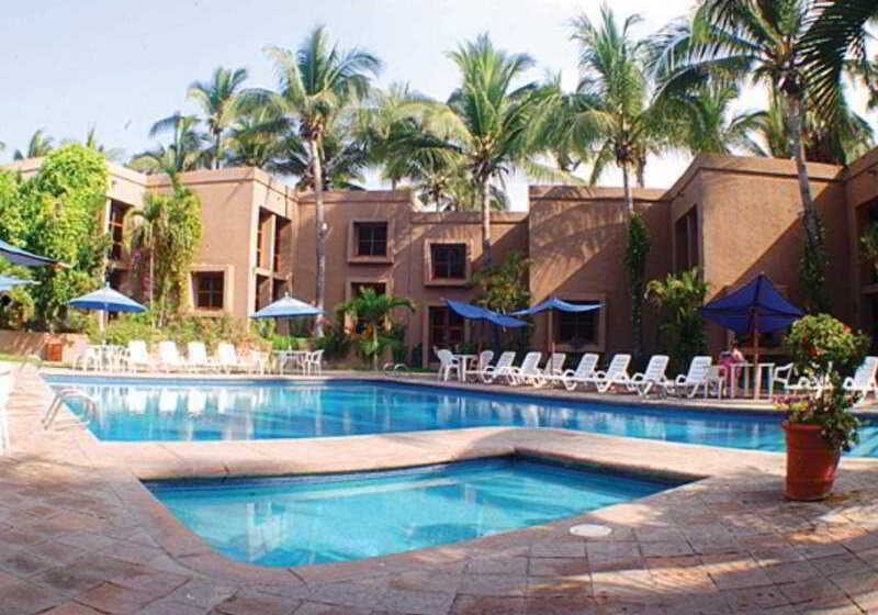 Villas El Rancho Green Resort