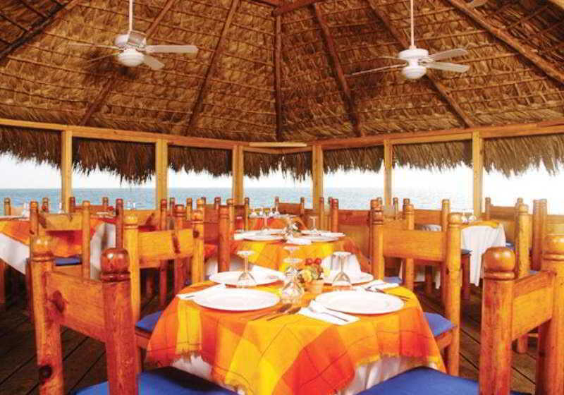 Villas El Rancho Green Resort