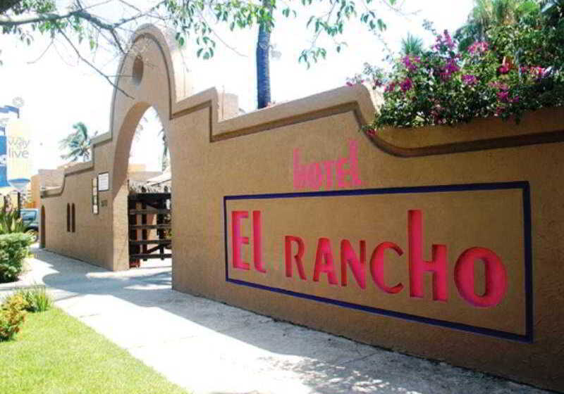 Villas El Rancho Green Resort