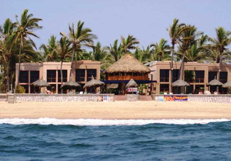 Villas El Rancho Green Resort