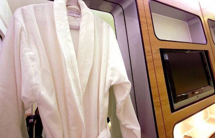 Yotelair Amsterdam Schiphol Transit