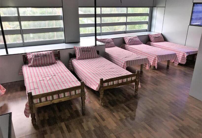 فندق صغير Devanjana Inn Guruvayoor