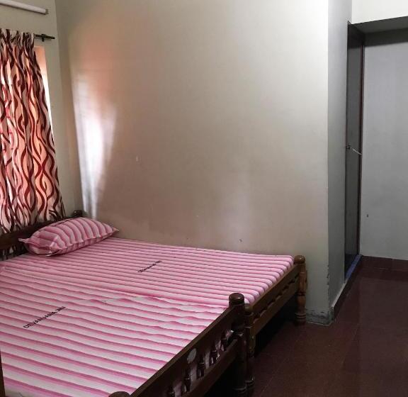 فندق صغير Devanjana Inn Guruvayoor