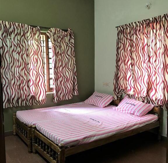 فندق صغير Devanjana Inn Guruvayoor