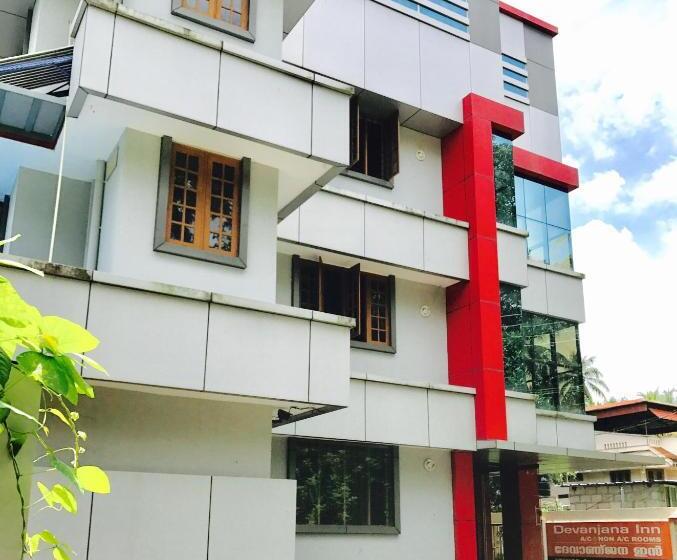فندق صغير Devanjana Inn Guruvayoor