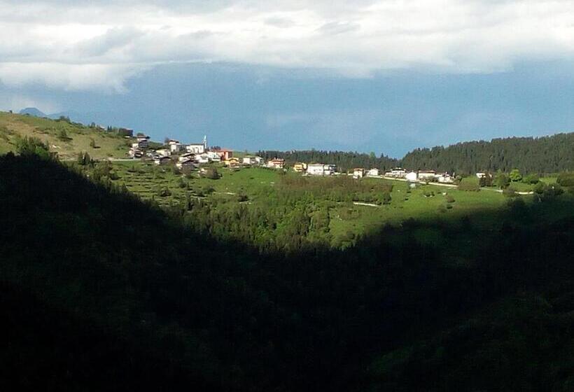 בית מלון כפרי Albergo Al Pino