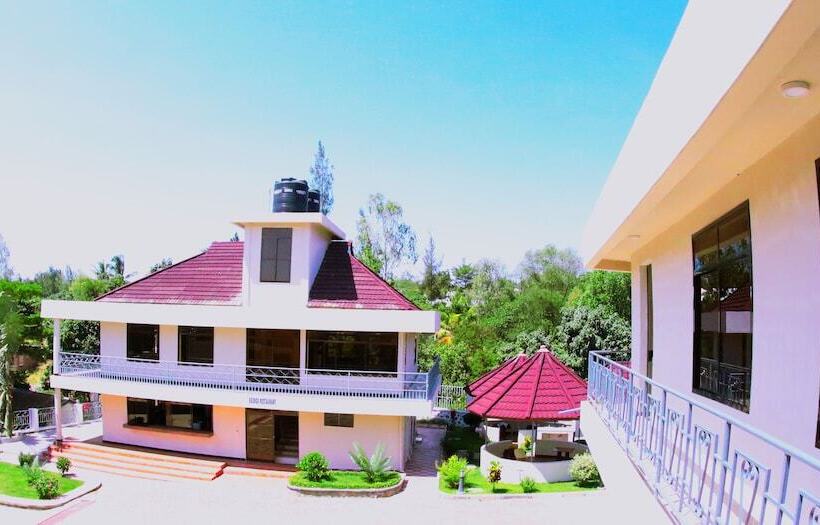 هتل Mahina Paradise