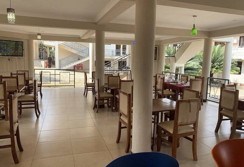 هتل Mahina Paradise