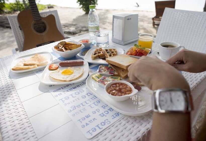 هتل Season Holidays At Hulhumale