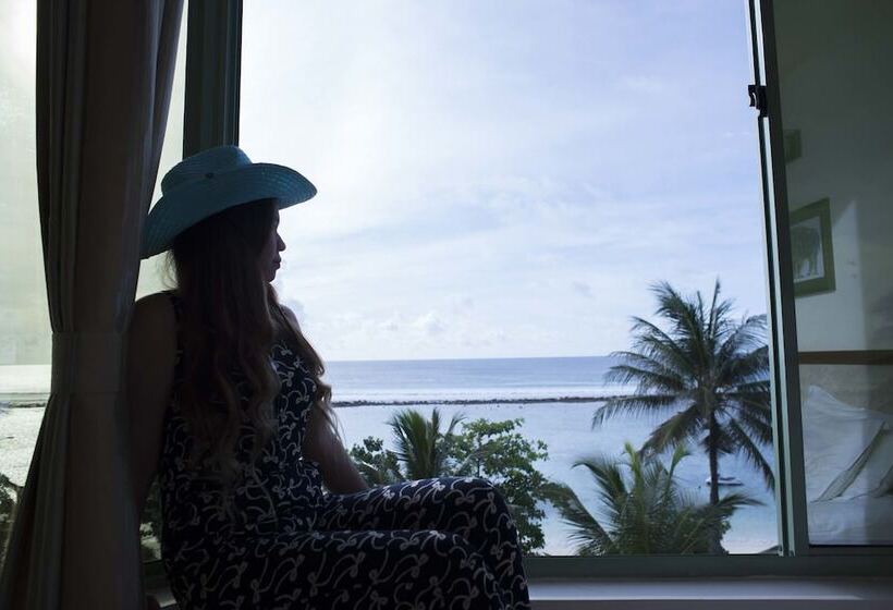 هتل Season Holidays At Hulhumale