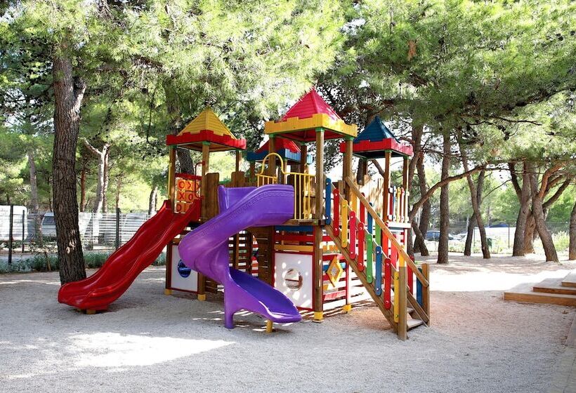 בית מלון כפרי Amadria Park Deluxe Mobile Homes