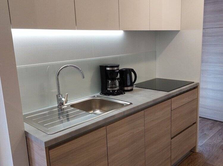 בית מלון כפרי Amadria Park Deluxe Mobile Homes