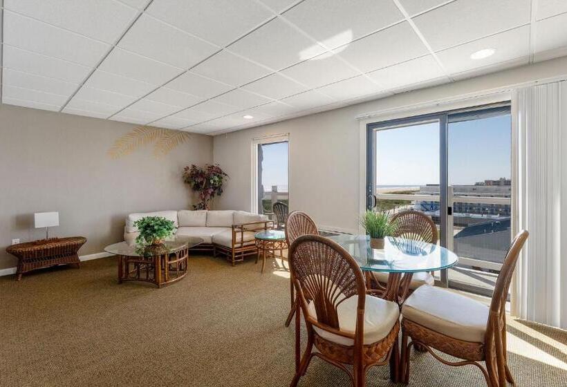 모텔 Waikiki Oceanfront Inn