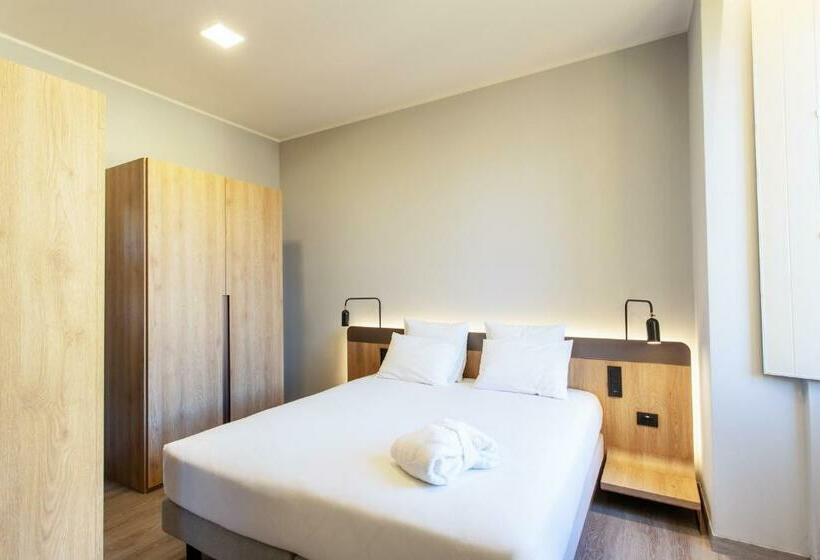 Palazzo Le Poste Suite And Apartments