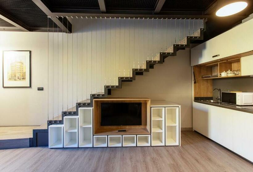 Palazzo Le Poste Suite And Apartments