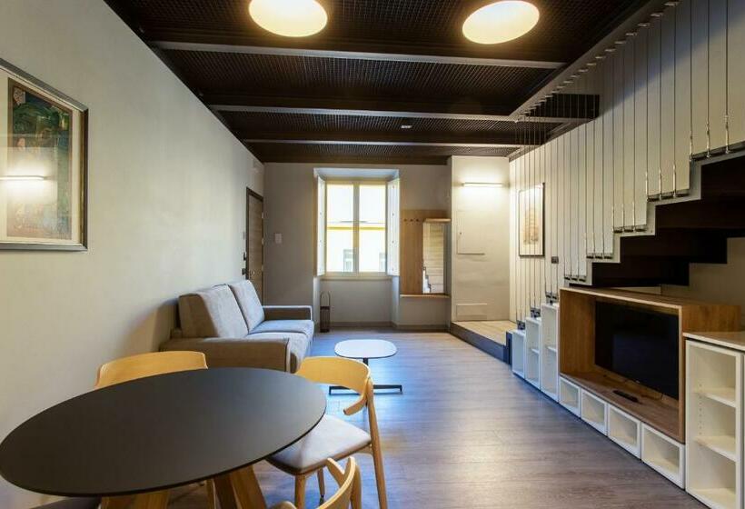 Palazzo Le Poste Suite And Apartments