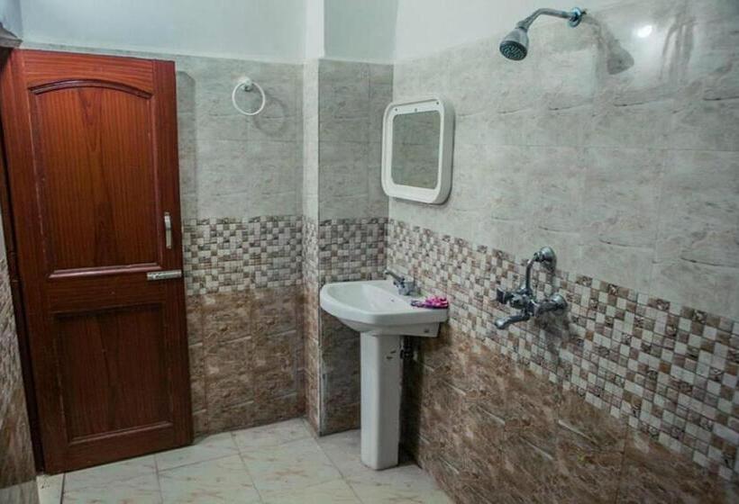 פנסיון Rama Guest House