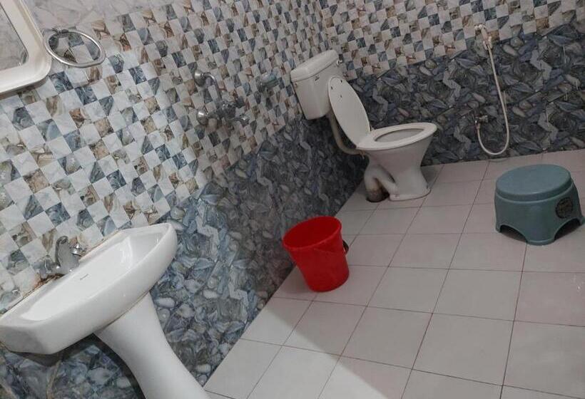 פנסיון Rama Guest House