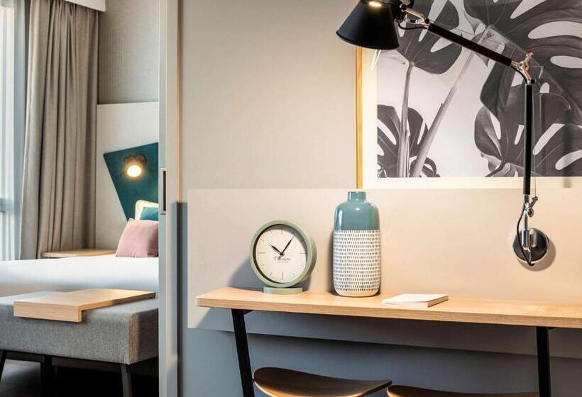 Aparthotel Adagio Paris Suresnes Longchamp