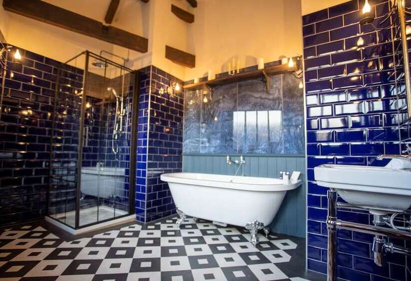 تختخواب و صبحانه Crux