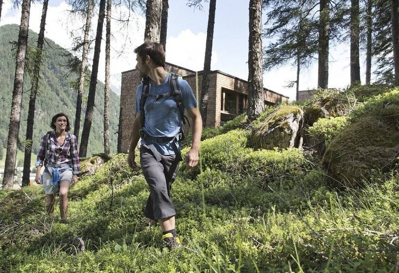 Gradonna Mountain Resort Chalets &