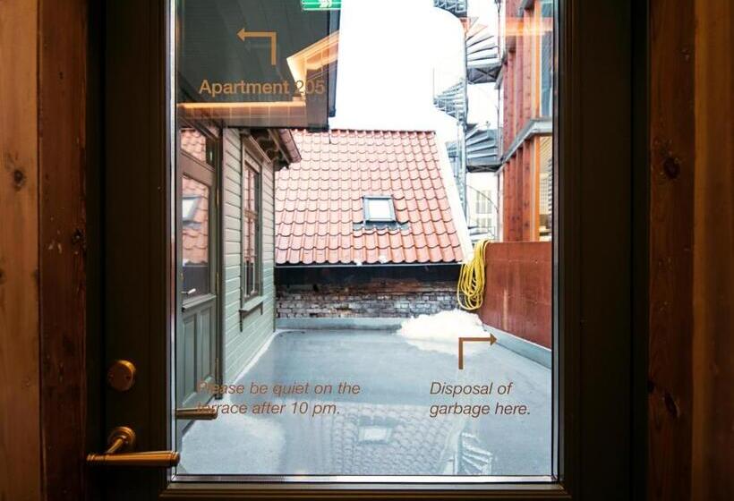 Home Again Apartments Nygata 1