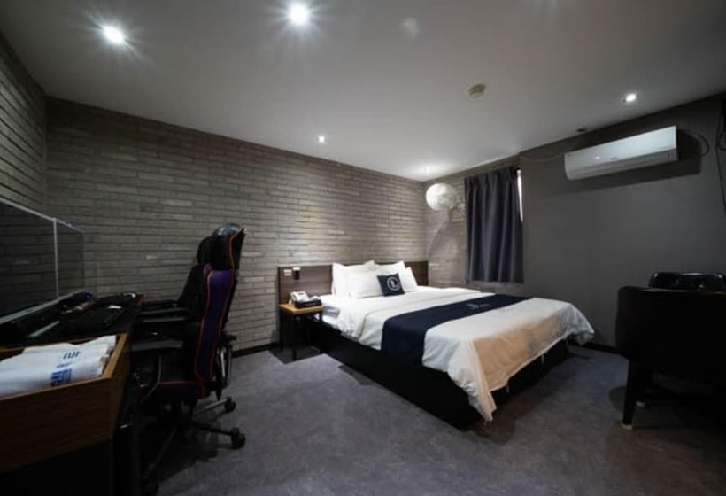 هتل Busan Yeonsandong Ellui