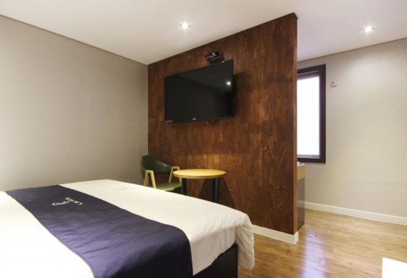 هتل Busan Yeonsandong Ellui