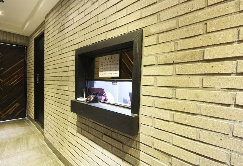 هتل Busan Yeonsandong Ellui