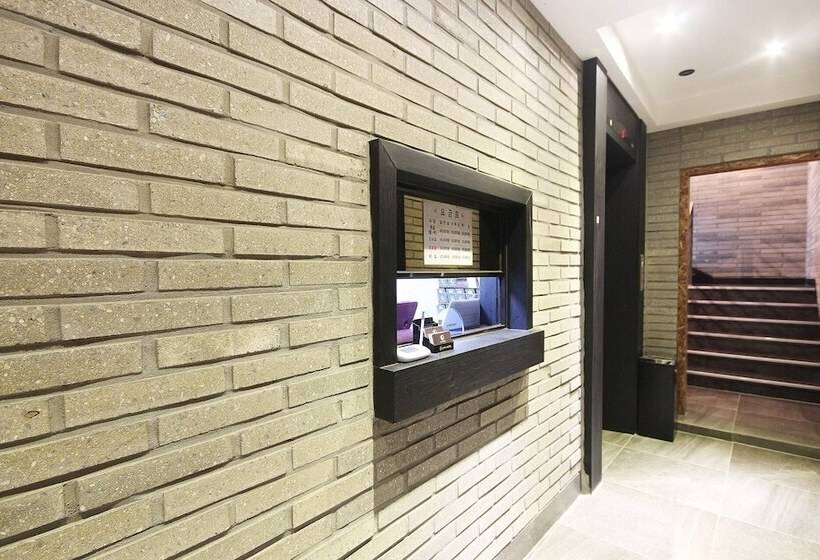 هتل Busan Yeonsandong Ellui