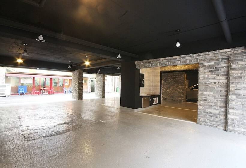 هتل Busan Yeonsandong Ellui