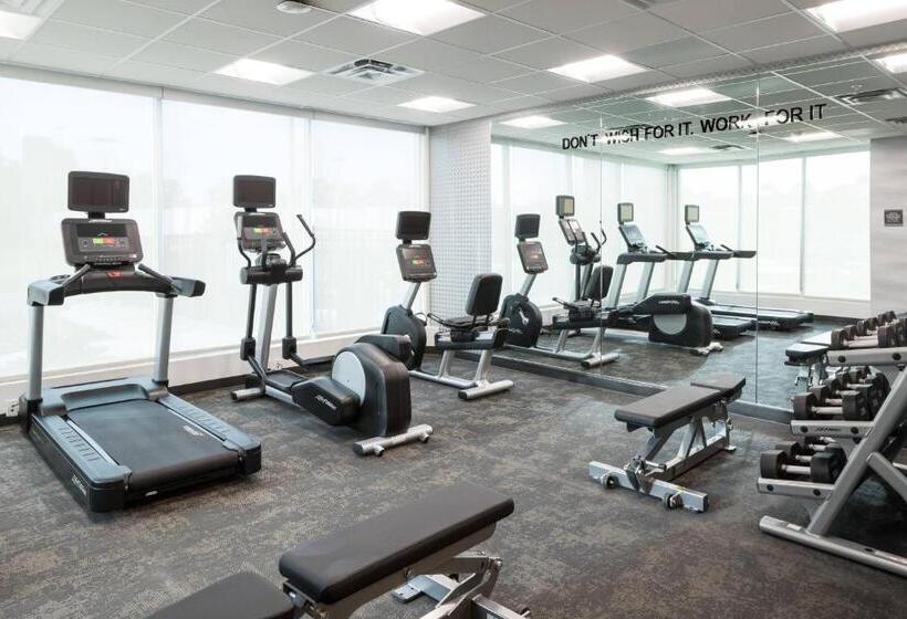 فندق Fairfield Inn & Suites By Marriott Savannah I95 North