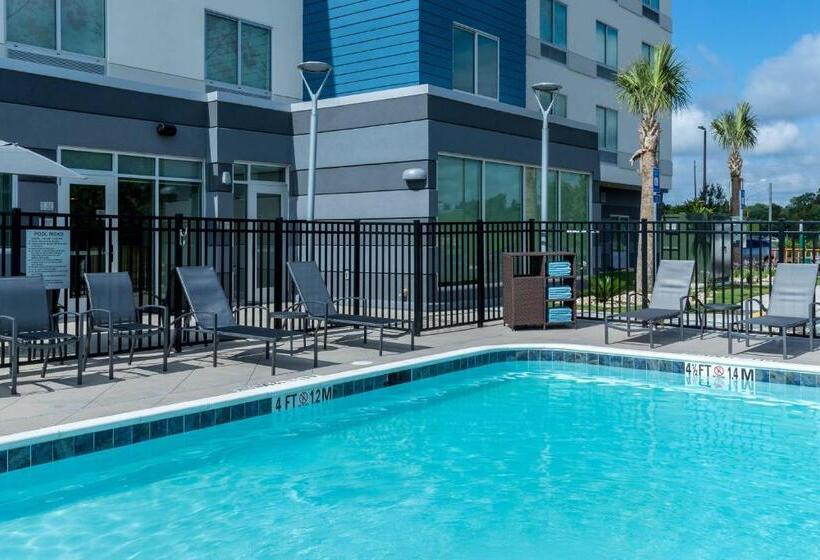 فندق Fairfield Inn & Suites By Marriott Savannah I95 North