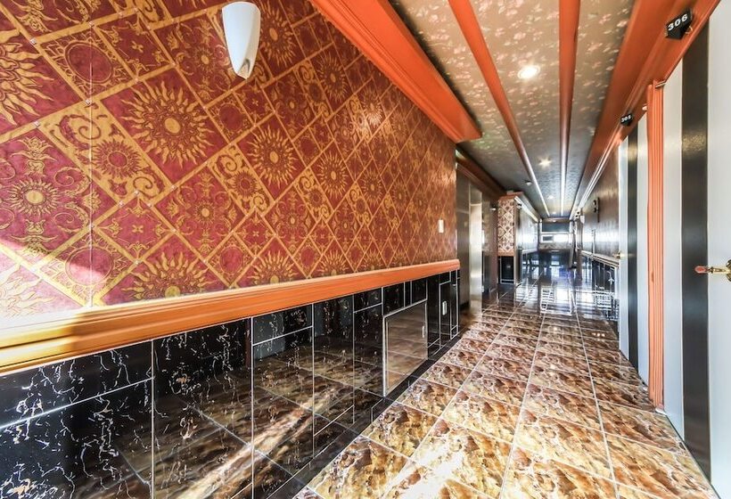 호텔 Geojedo Gohyeon Manhattan