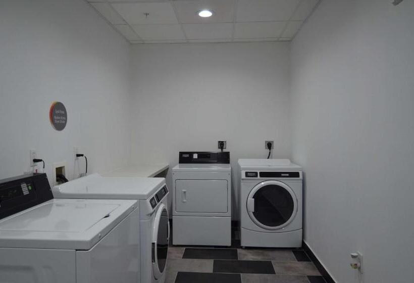 فندق Glō Best Western Enid Ok Downtown   Convention Center