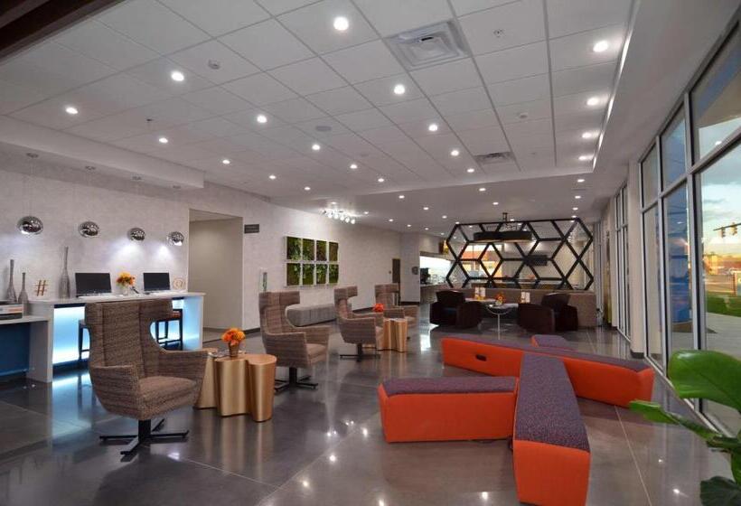 בית מלון כפרי Glō Best Western Enid Ok Downtown   Convention Center