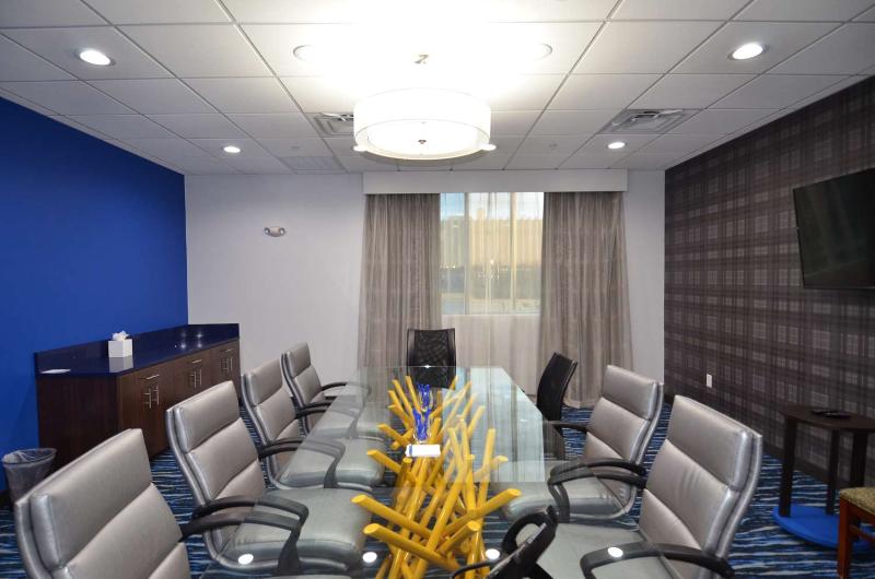 فندق Glō Best Western Enid Ok Downtown   Convention Center