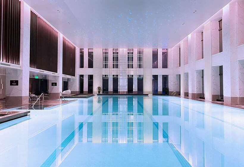 בית מלון כפרי Hilton Jiaxing