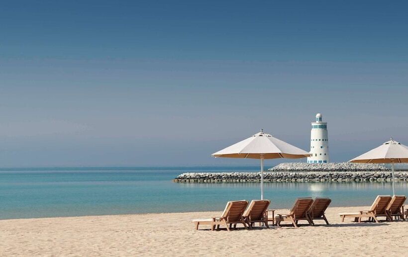 هتل Hilton Salwa Beach Resort & Villas