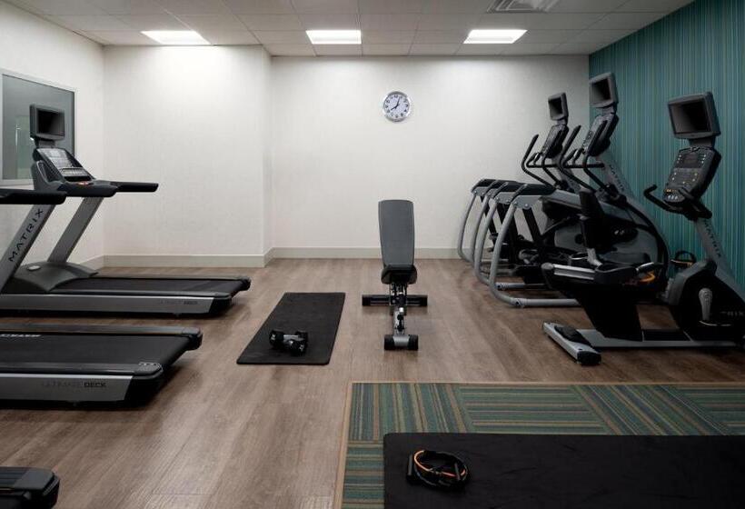 בית מלון כפרי Holiday Inn Express & Suites   Bullhead City , An Ihg