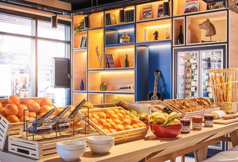 בית מלון כפרי Ibis Bethune Centre Gare