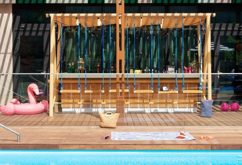 فندق Moxy Sophia Antipolis