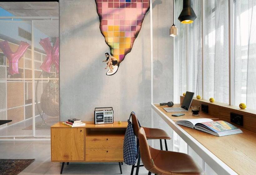 فندق Moxy Sophia Antipolis