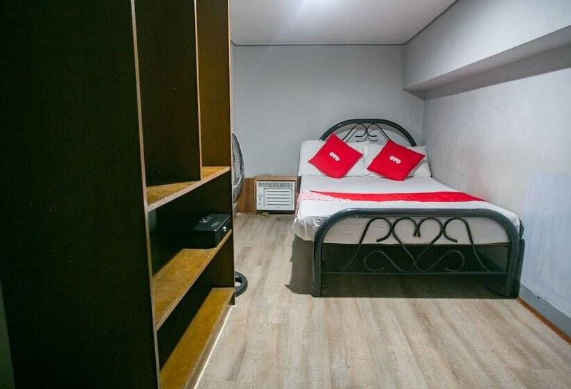 هتل Oyo 722 Slouch Hat Inn