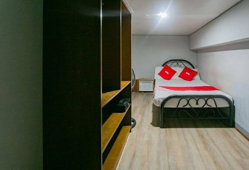 هتل Oyo 722 Slouch Hat Inn