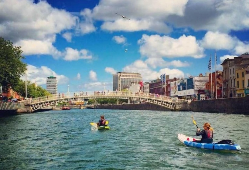 בית מלון כפרי Travelodge Plus Dublin City Centre