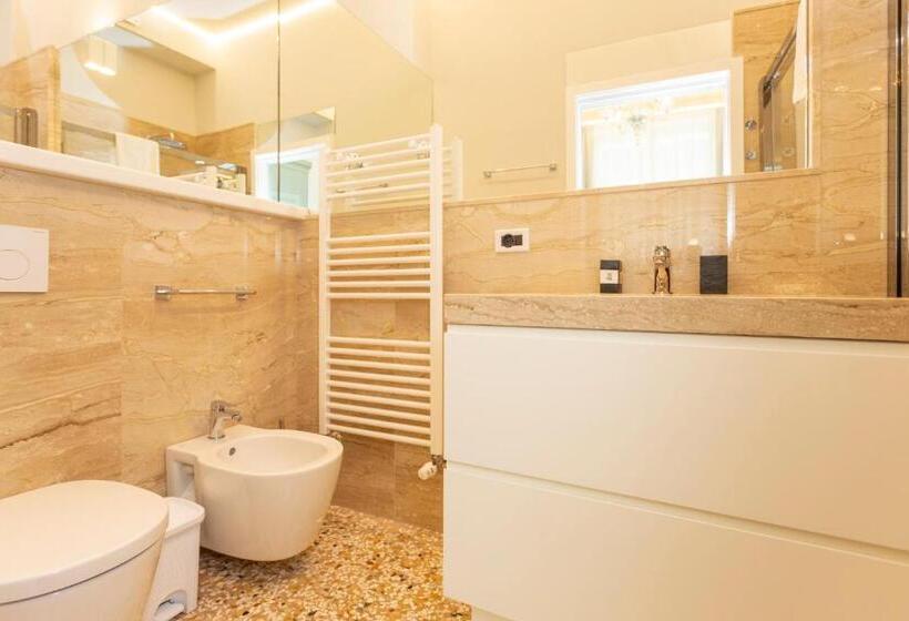 هتل Villa Tortorelli