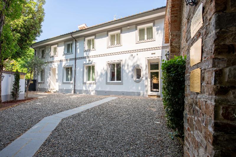 هتل Villa Tortorelli