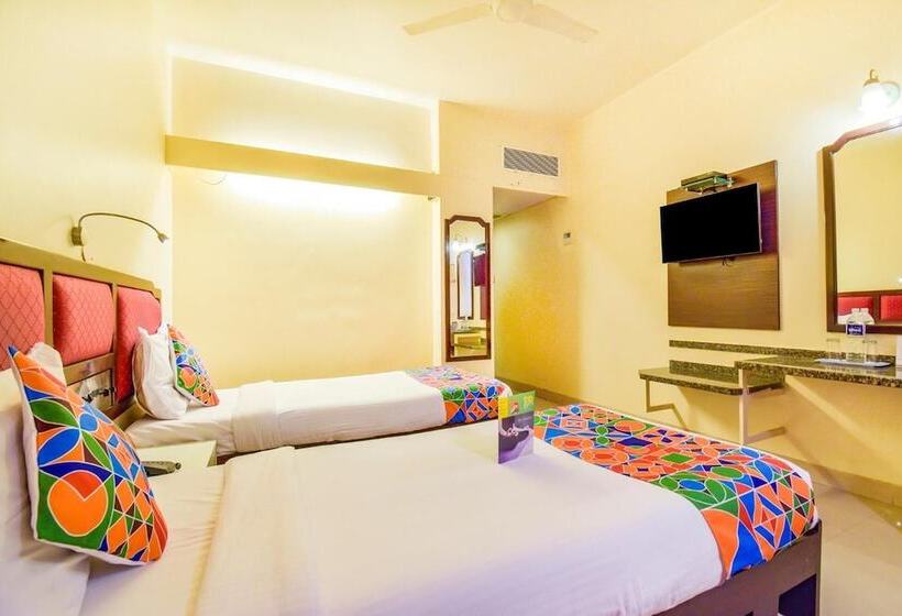 Отель Ashish Plaza