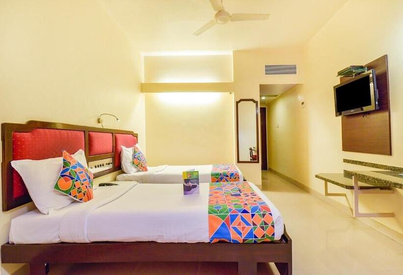 Отель Ashish Plaza